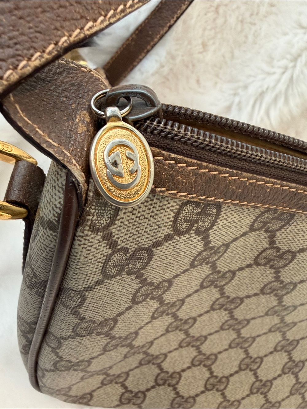 Gucci Brown GG Canvas Crossbody with Green-Red Web Detail Authentic!! Vintage - Picture 10 of 16